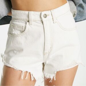 Cotton On Women's White High Rise Mom Jeans Short Size 4